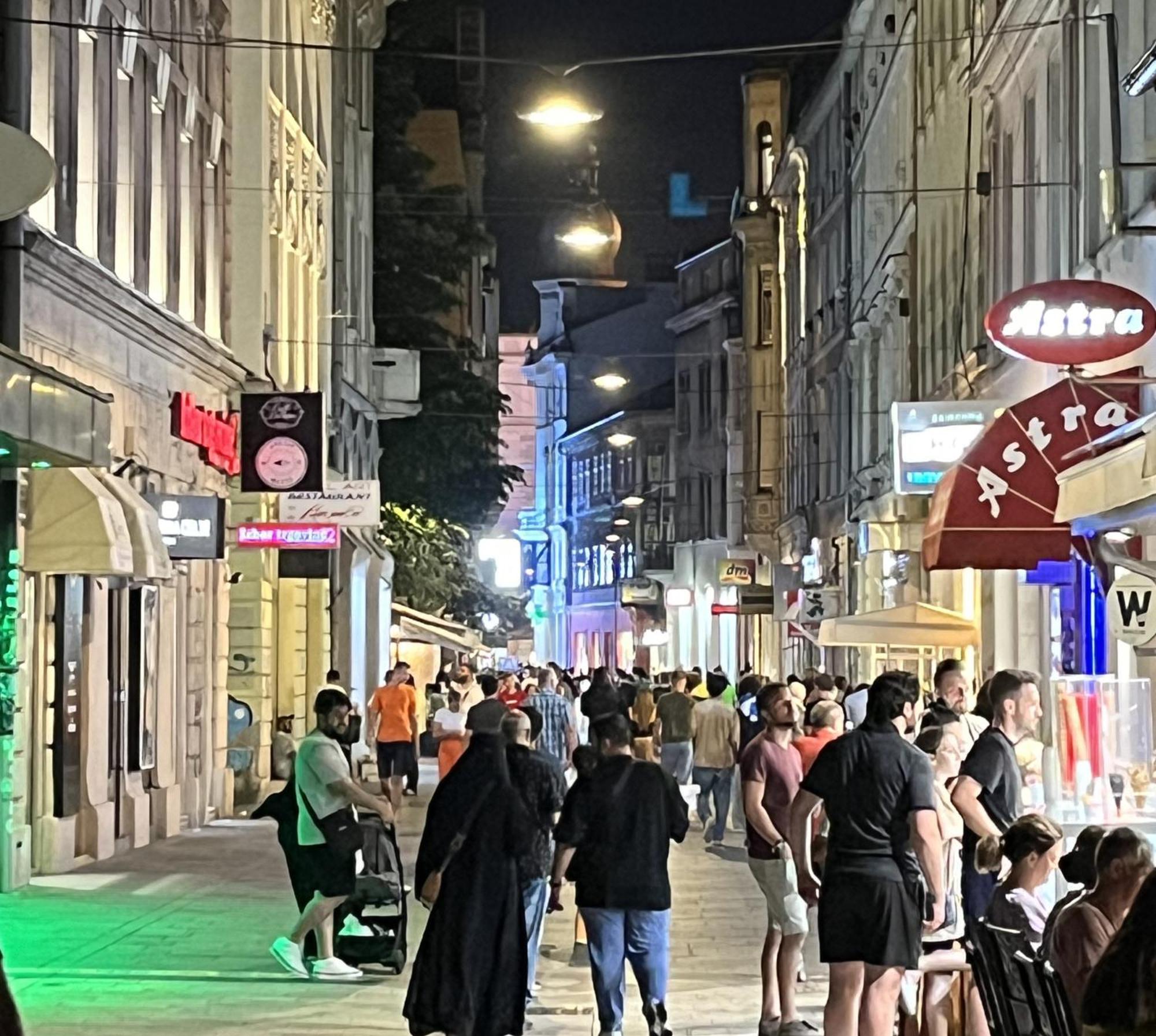 Sarajevo Luxury Apartment - 50 M From Old Sarajevo Clock Tower Extérieur photo